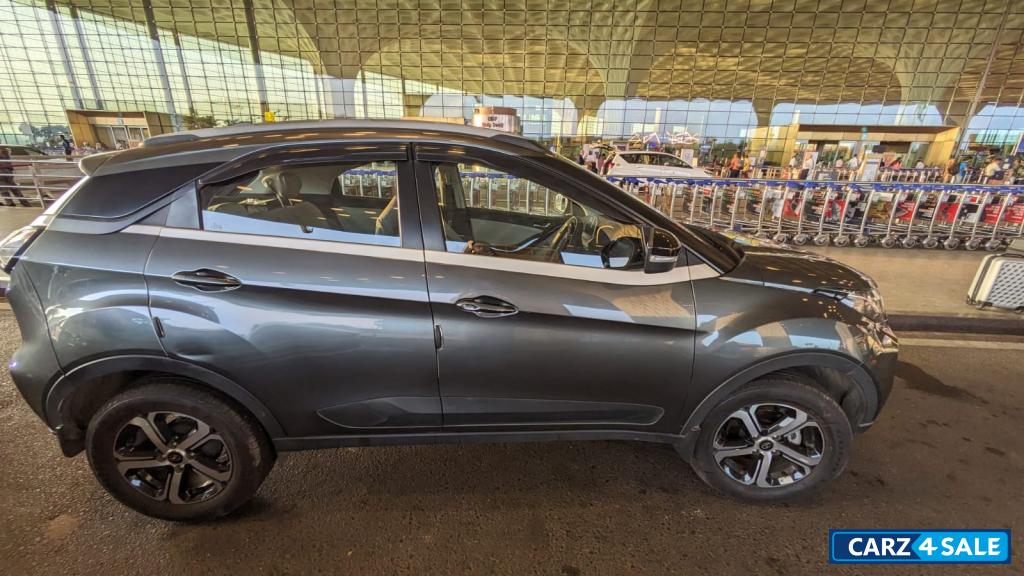 Tata Nexon XZA+HS