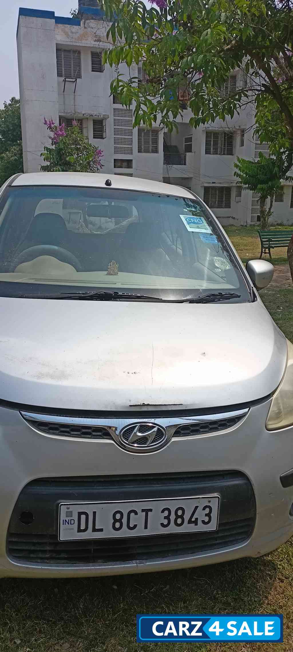 Silver Hyundai i10 Magna 1.2 M