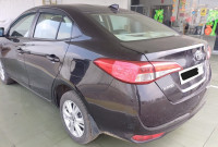 Phantom Brown Toyota Yaris 1.5 J