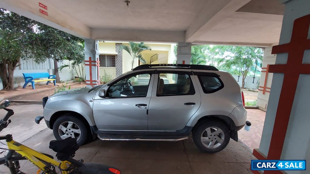Silver Renault Duster 85ps opt nav ReXL