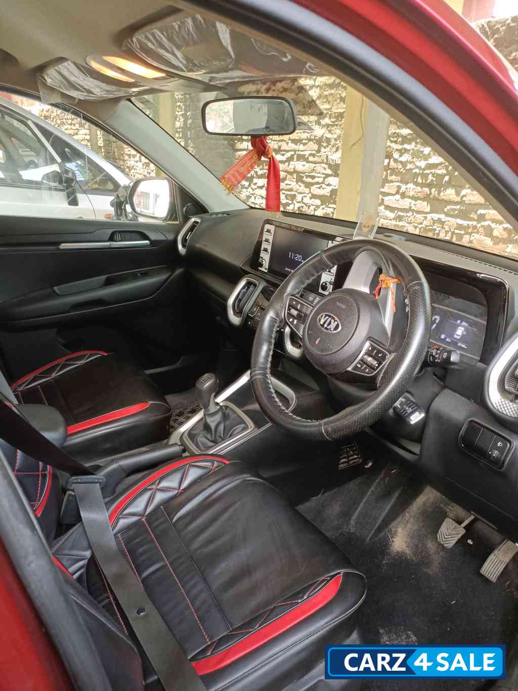 Kia Sonet IMT HTK plash
