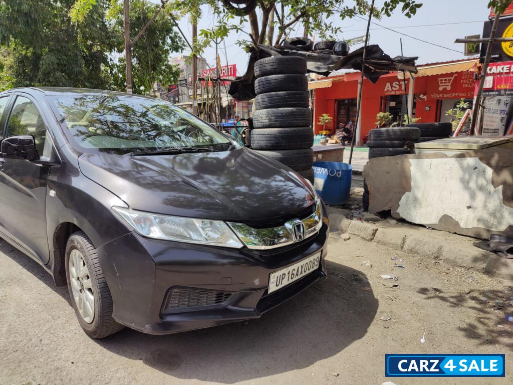 Golden Brown M Honda City 1.5 SV CVT Golden Brown M Honda City 1.5 SV CVT
