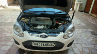 White Ford Figo Zxi