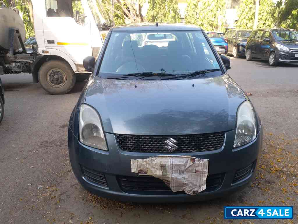 Maruti Suzuki Swift Lxi