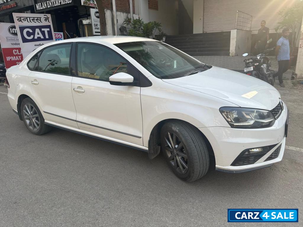 White Volkswagen Vento Highline plus Automatic