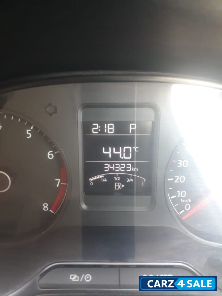 White Volkswagen Vento Highline plus Automatic