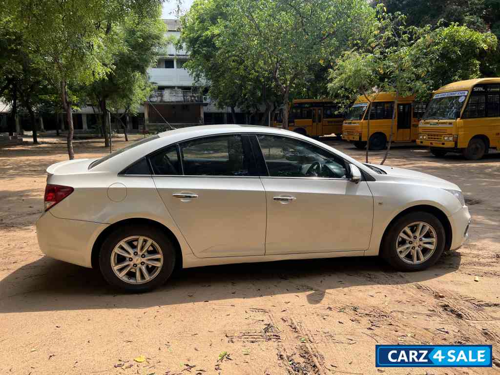 Chevrolet Cruze LTZ AT