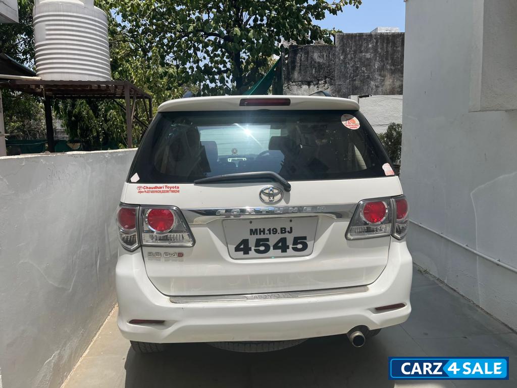 White Toyota Fortuner diesel