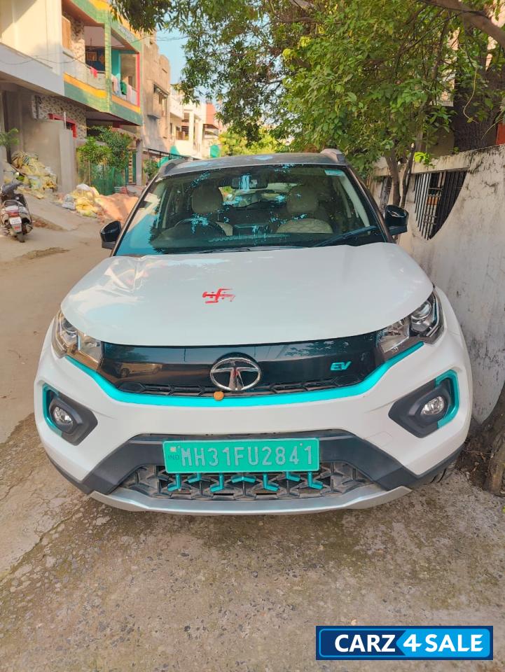 Tata Nexon EV XZ+