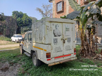 White Mahindra Bolero Camper power stering