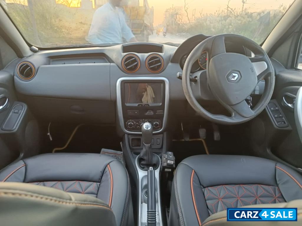 Renault Duster 85 bhp