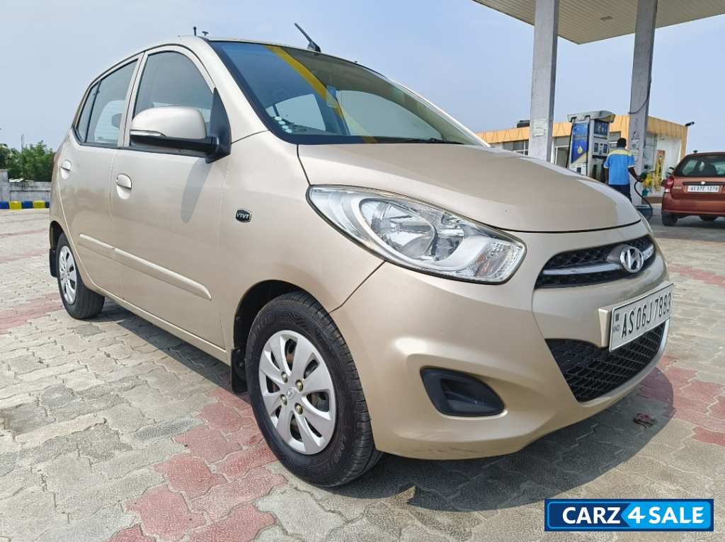 Hyundai i10 sportz 1.2