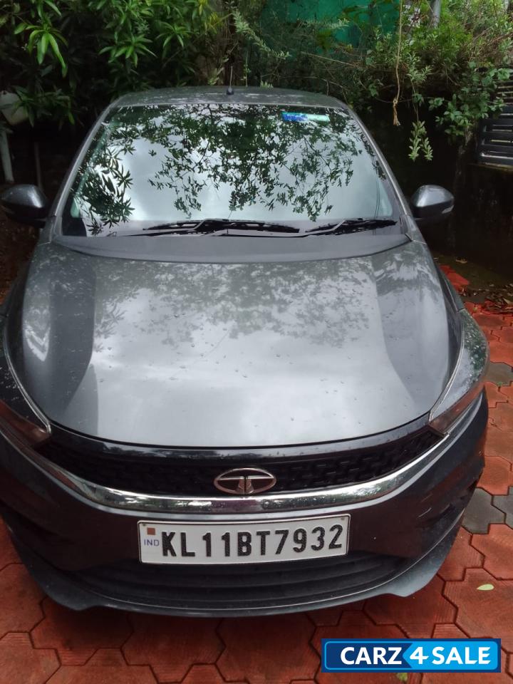 Tata Tiago XT