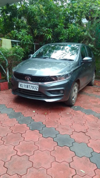 Tata Tiago XT