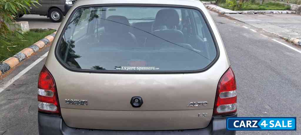 Silver Maruti Suzuki 800 Lx