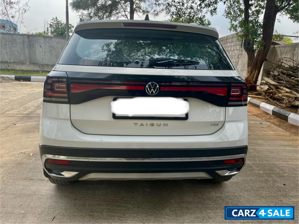 Volkswagen Taigun Highline 1.0 TSI AT