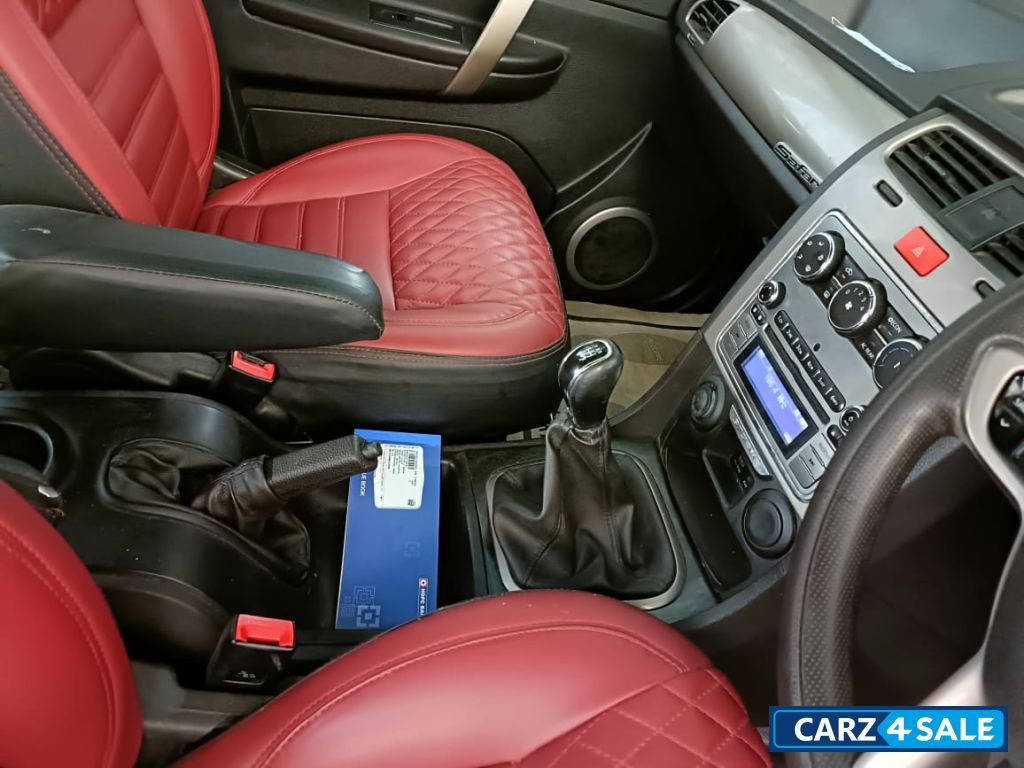 Tata Safari 2.2 EX 4X2