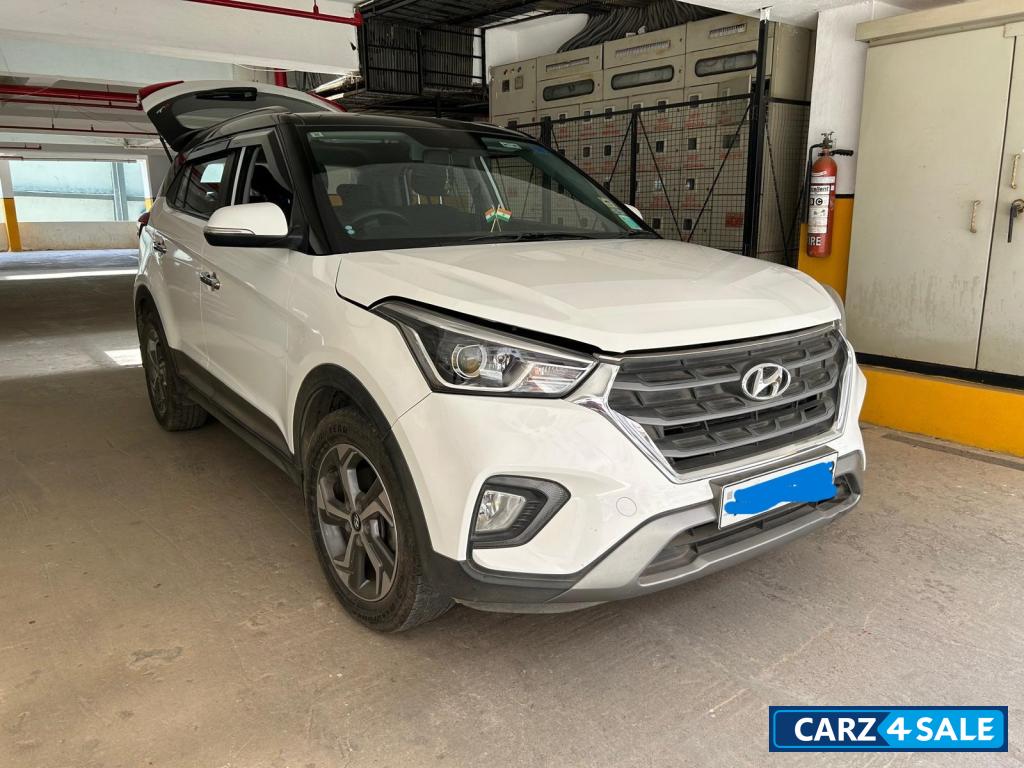 White Hyundai Creta 1.6 SX Dual tone Petrol