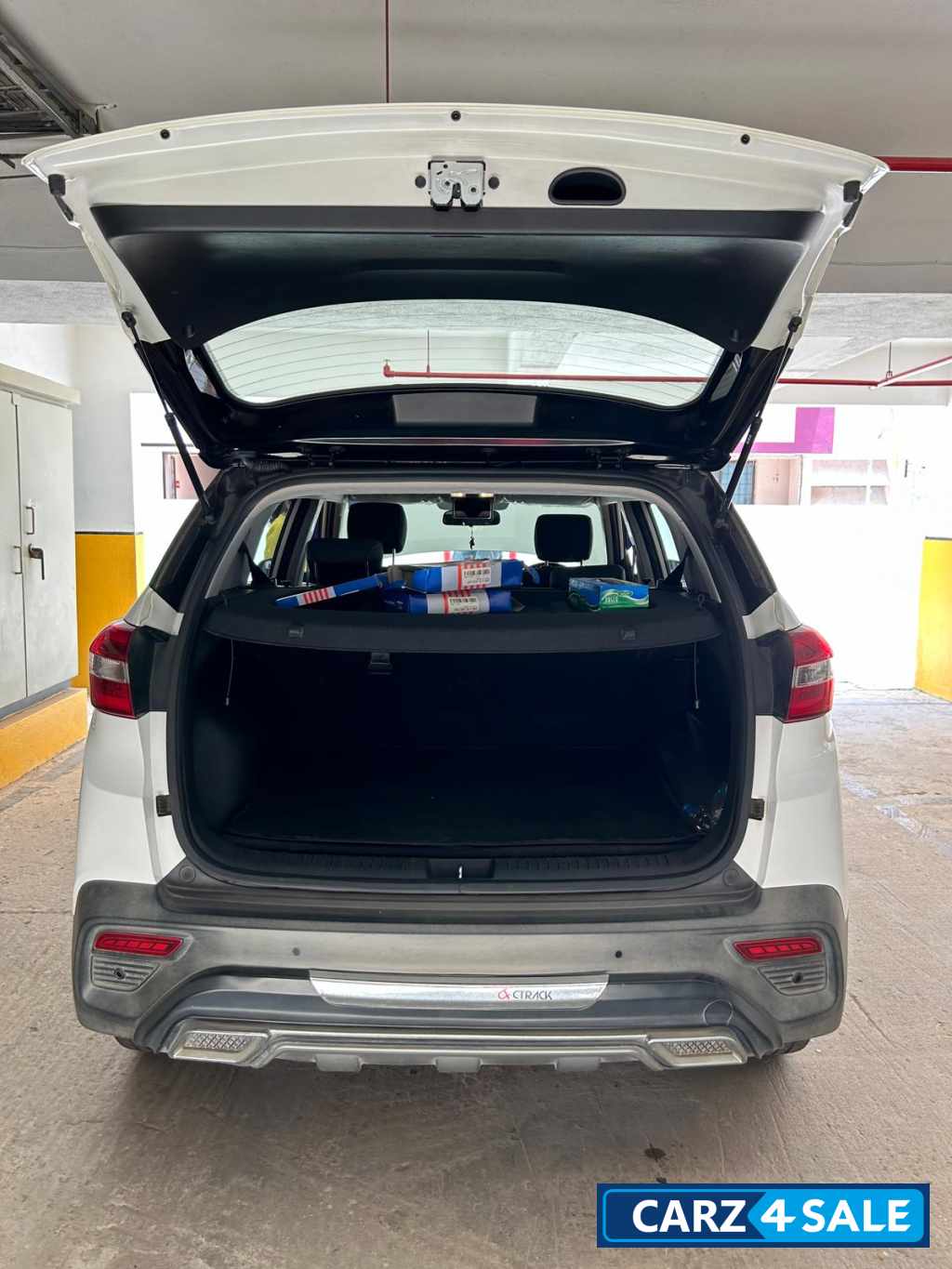 White Hyundai Creta 1.6 SX Dual tone Petrol