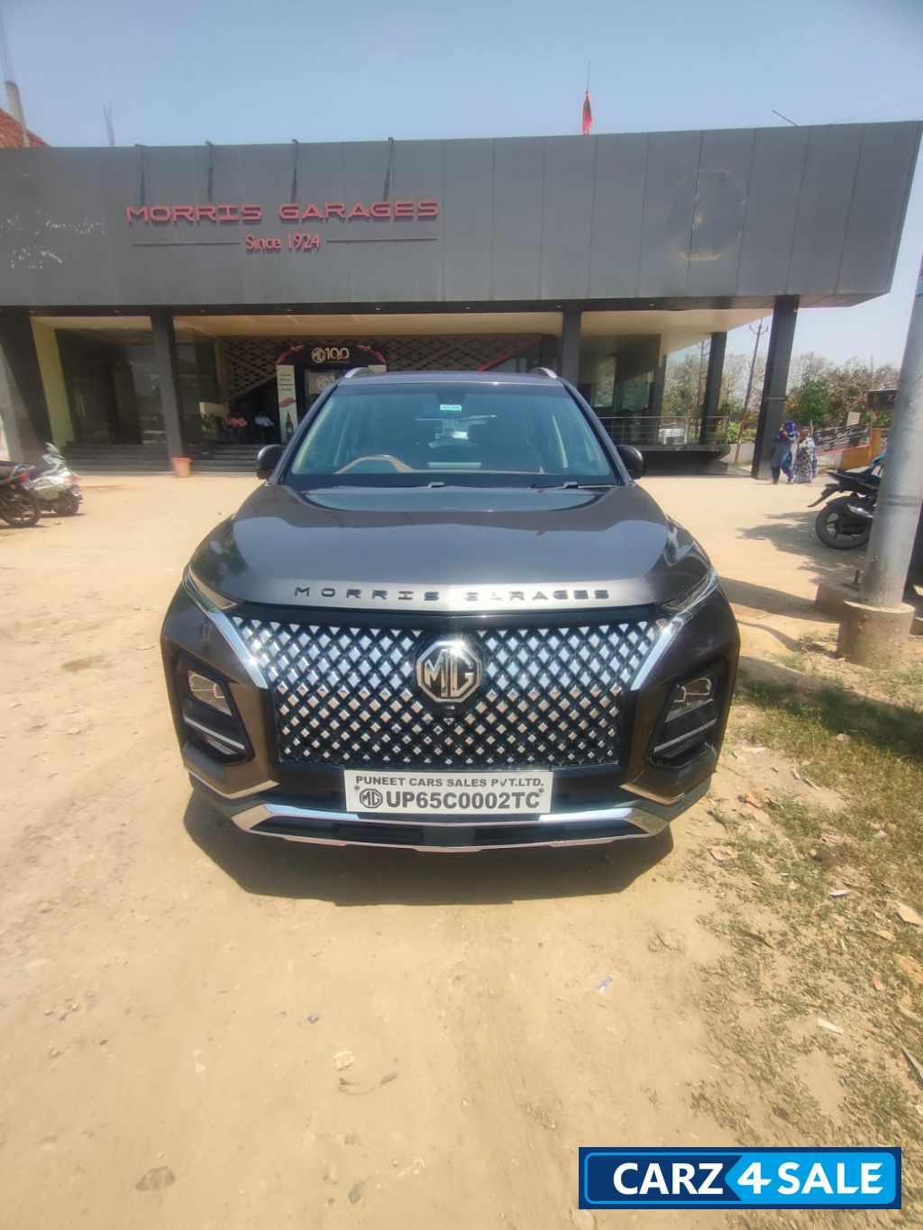 MG Hector Plus 1.5 Turbo MT 6 Seater