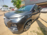 MG Hector Plus 1.5 Turbo MT 6 Seater