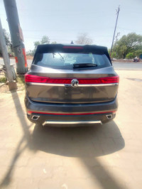 MG Hector Plus 1.5 Turbo MT 6 Seater