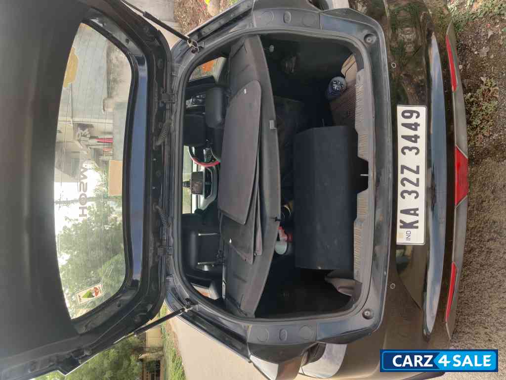 Cosmo Dark Tata Altroz XZ+ dark edition