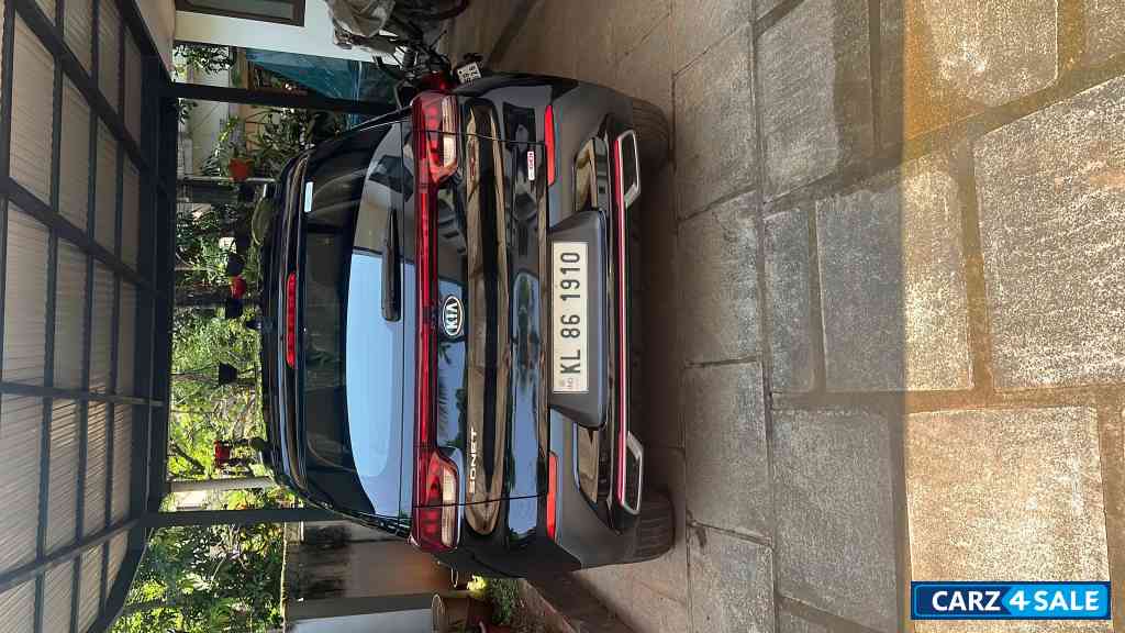 Kia Sonet Petrol