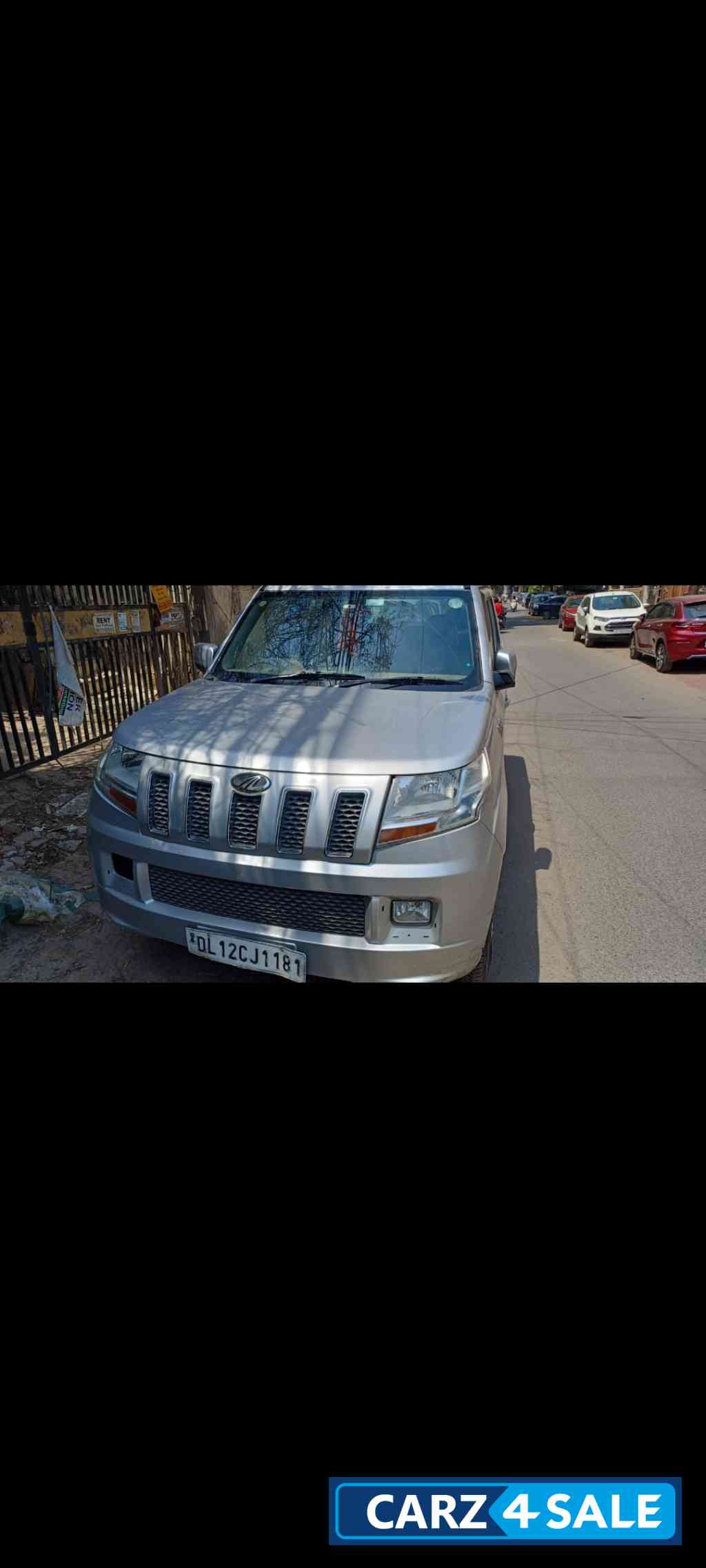 Mahindra TUV300 T8 Automatic