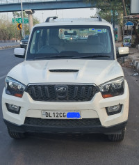 Mahindra Scorpio S4+ 2015 Model