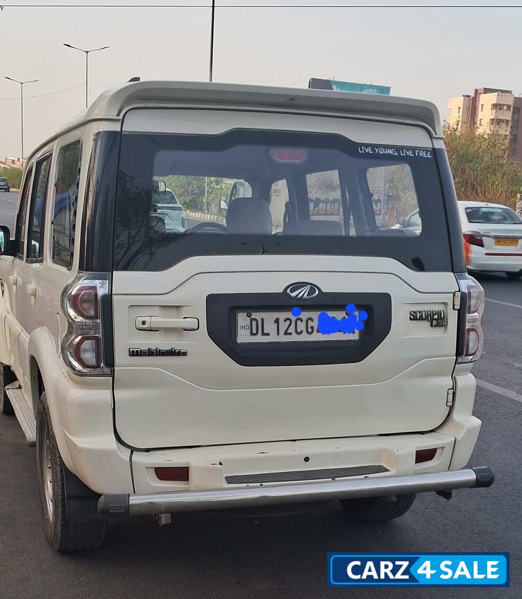 Mahindra Scorpio S4+