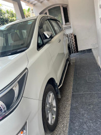 Toyota Innova Crysta ZX AT 7 STR