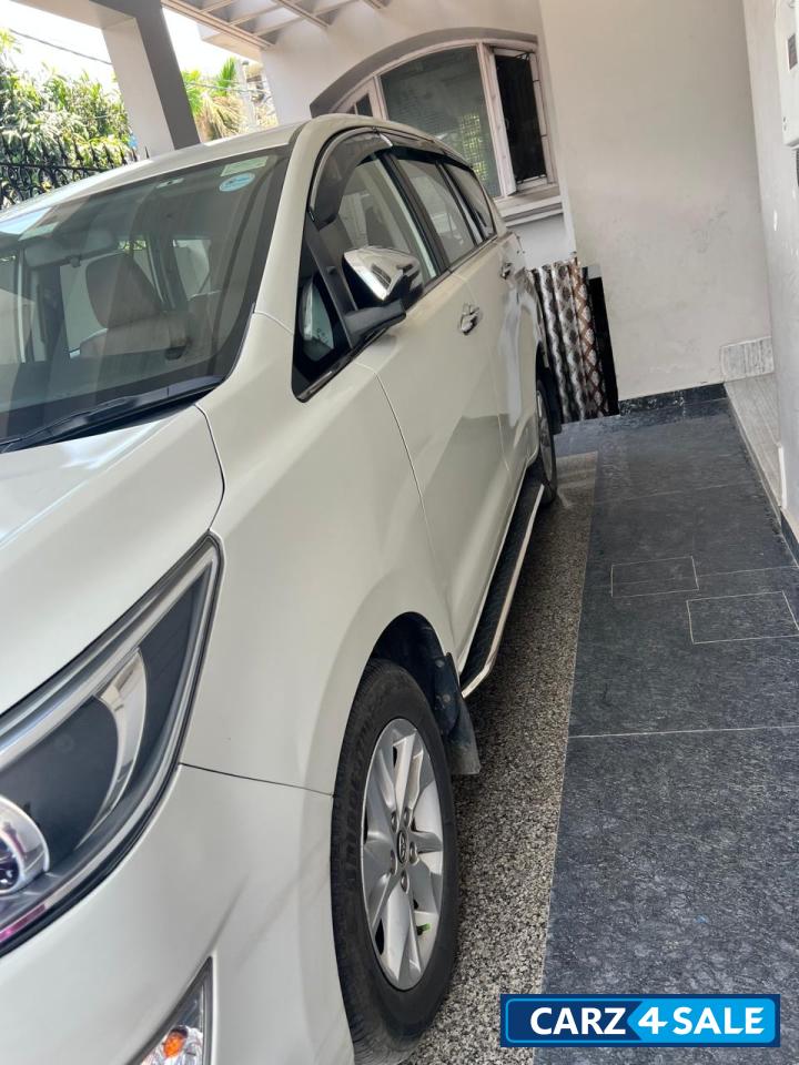 Toyota Innova Crysta ZX AT 7 STR