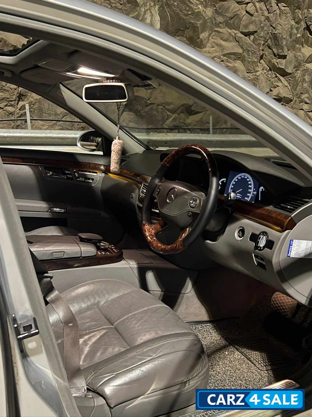 Mercedes-Benz S-Class 350 petrol