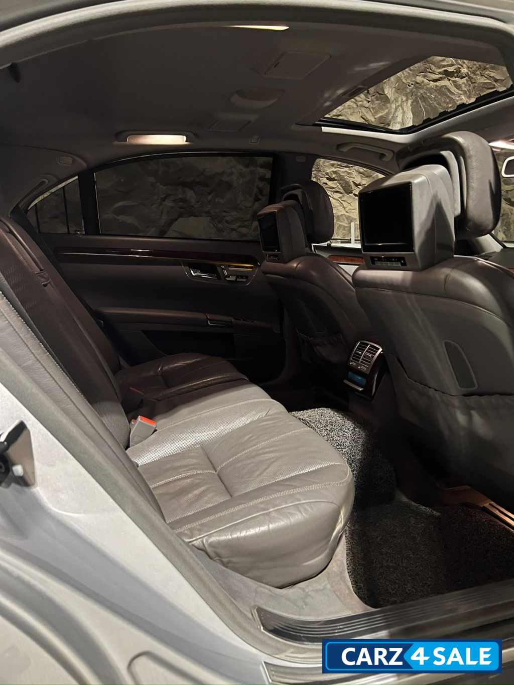 Mercedes-Benz S-Class 350 petrol