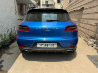 Porsche Macan Base petrol 2018 Model