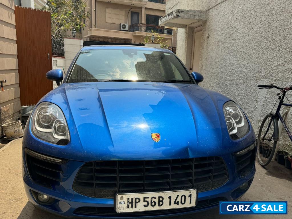 Porsche Macan Base petrol