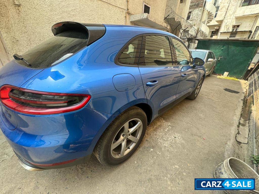 Porsche Macan Base petrol