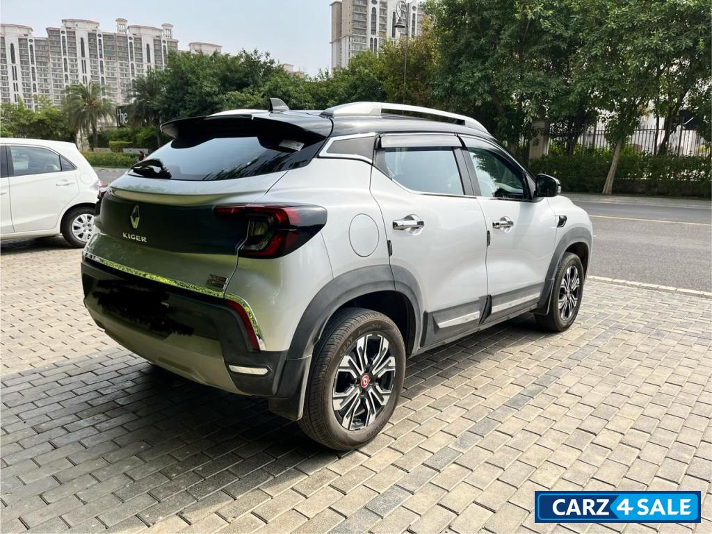 Dual-tone: Grey Body, Black Ro Renault Kiger RXZ Turbo CVT 1.0 Dual Tone Automatic Top Model