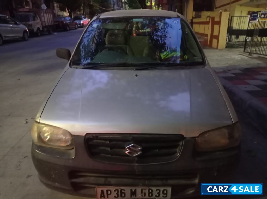 Silver Maruti Suzuki Alto Lxi