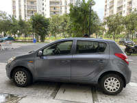 Dark Metallic Grey Hyundai i20 Magna