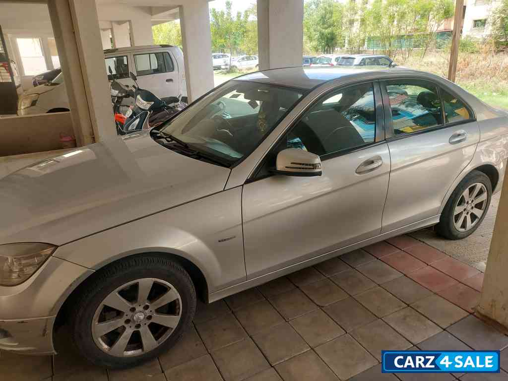 Mercedes-Benz C-Class CDI 220 Blue efficiency
