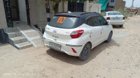 White Hyundai  Grand i 10 nios sports