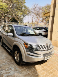 Mahindra XUV 500 W8
