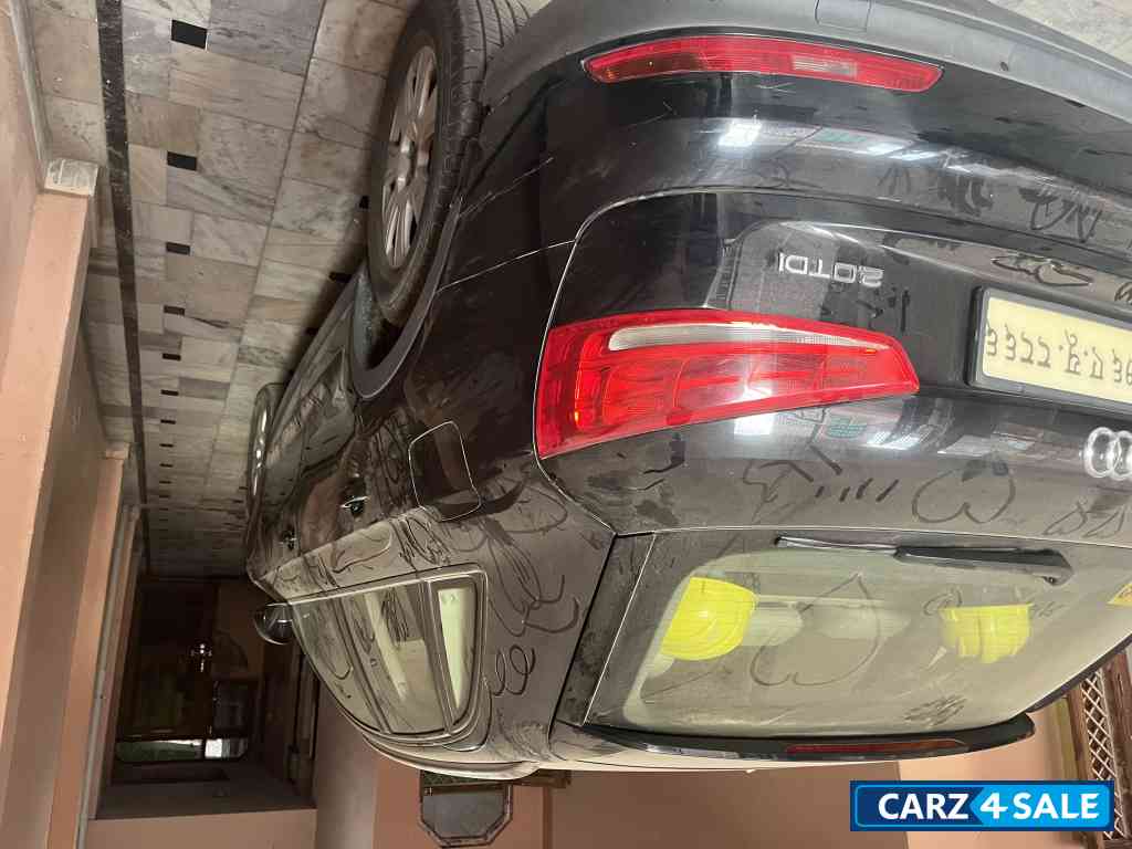 Audi Q3 2.0 TDI Base Grade