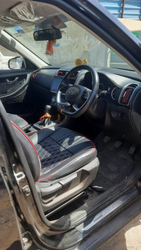 Hyundai Creta 1.5 S PLUS KNIGHT PETROL