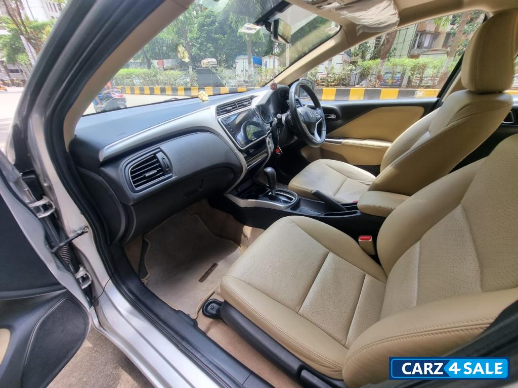 Silver Honda City i-VTEC - City VX