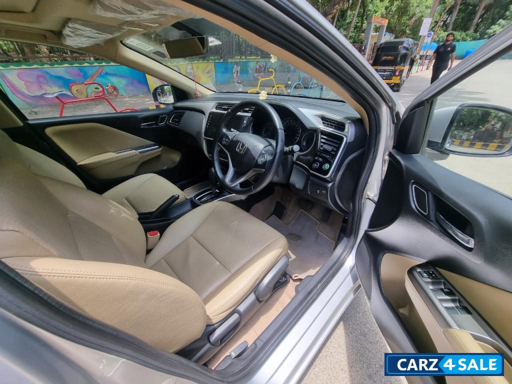 Silver Honda City i-VTEC - City VX