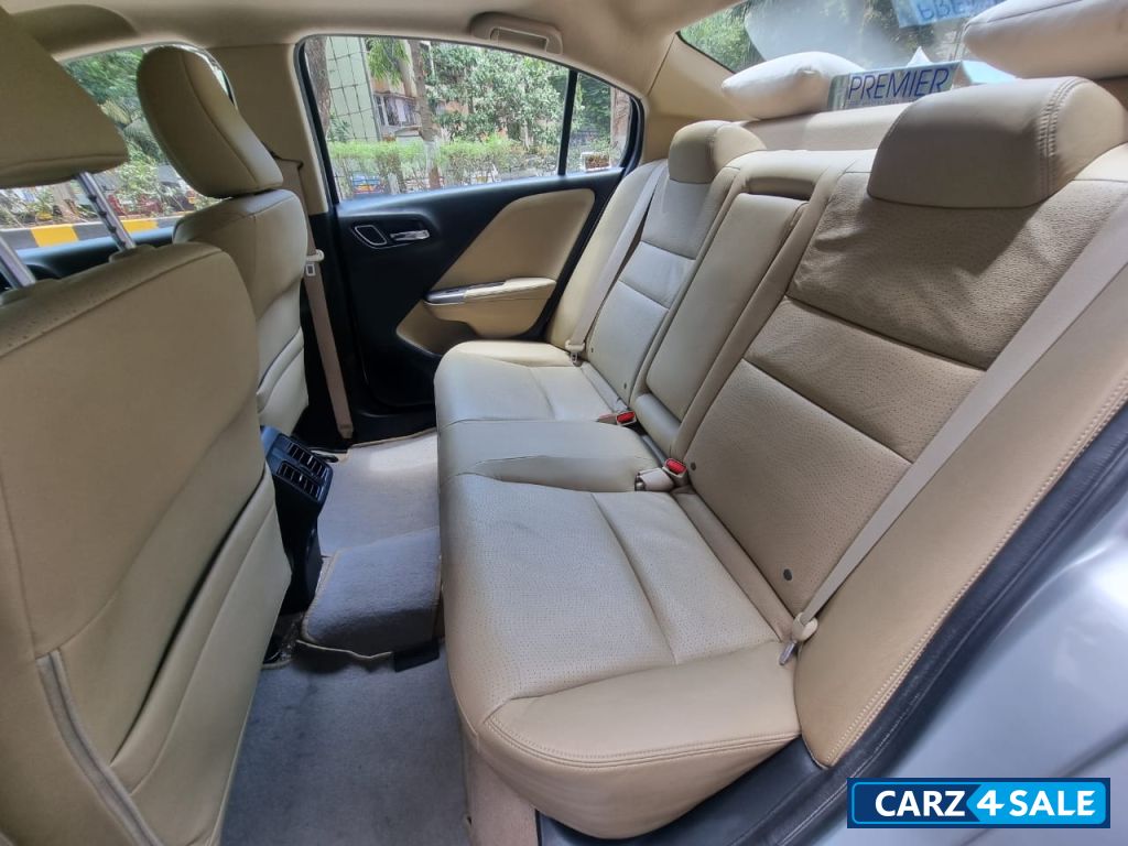 Silver Honda City i-VTEC - City VX