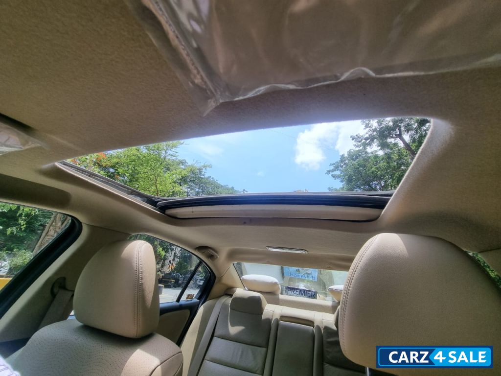 Silver Honda City i-VTEC - City VX